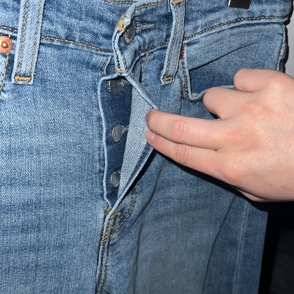 LEVI’s wedgie skinny jeans NWOT - Picture 6 of 6